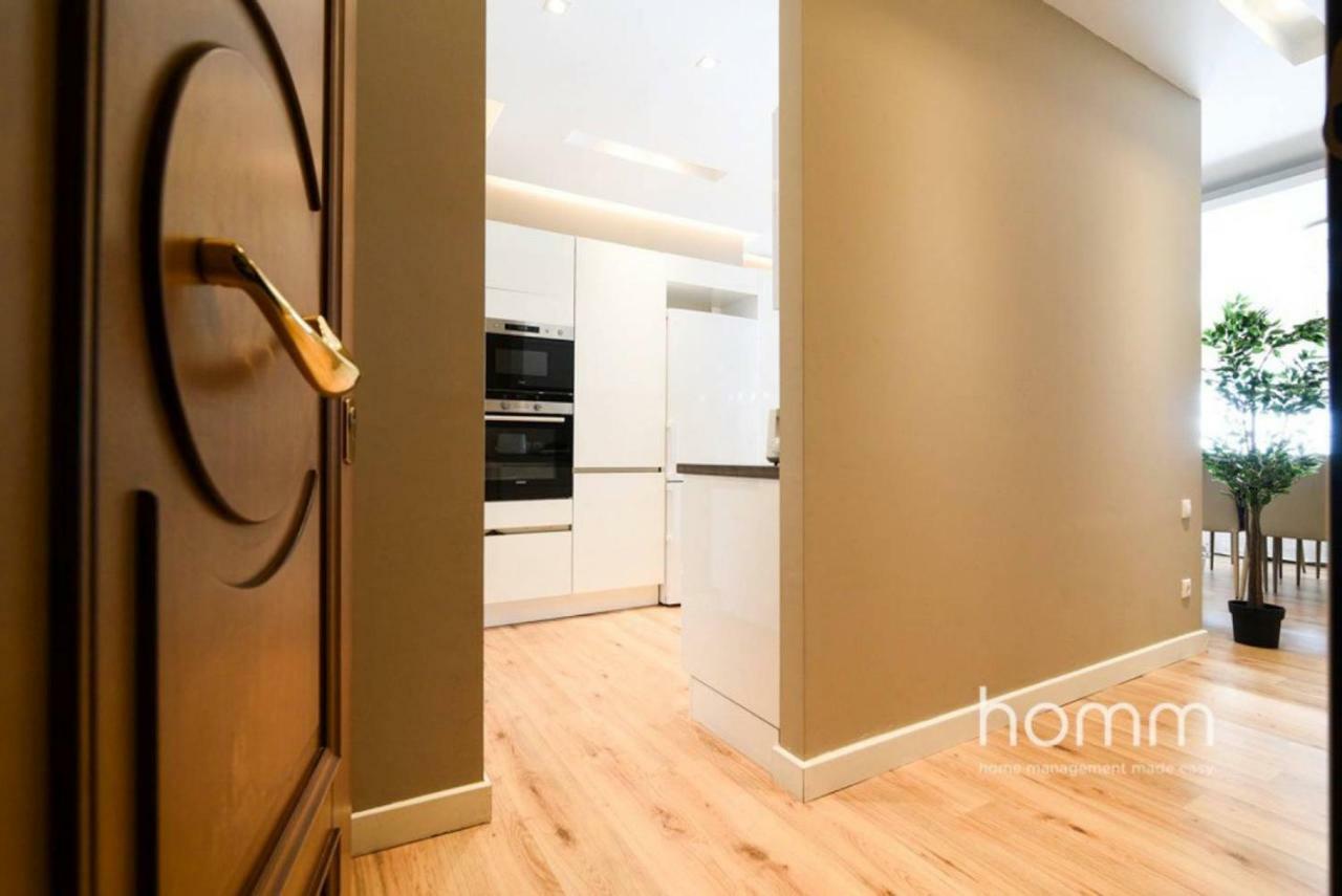 142M² Bright Alimos Apartment With Marina View Экстерьер фото